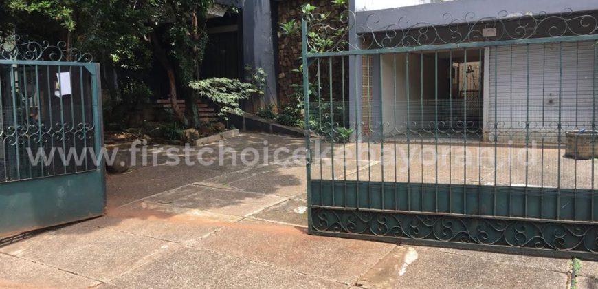Dijual Rumah di Permata Hijau Dalam Komplek Elit