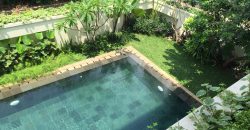 Rumah BERGAYA RESORT, MODERN & MEWAH 3 lantai Pakai Lift Otis