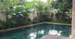 Rumah BERGAYA RESORT, MODERN & MEWAH 3 lantai Pakai Lift Otis