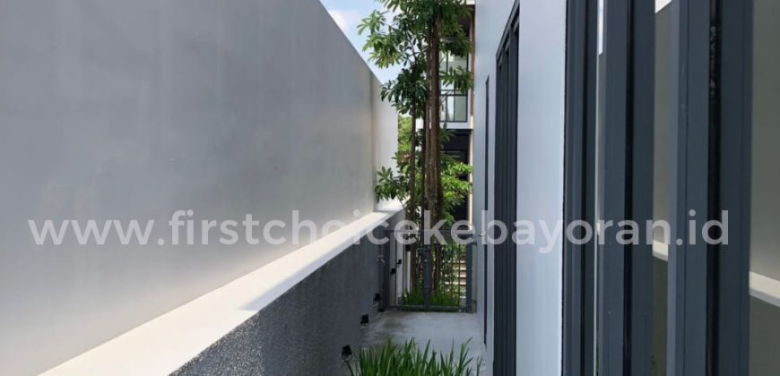 Disewakan Rumah Baru Di Kemang