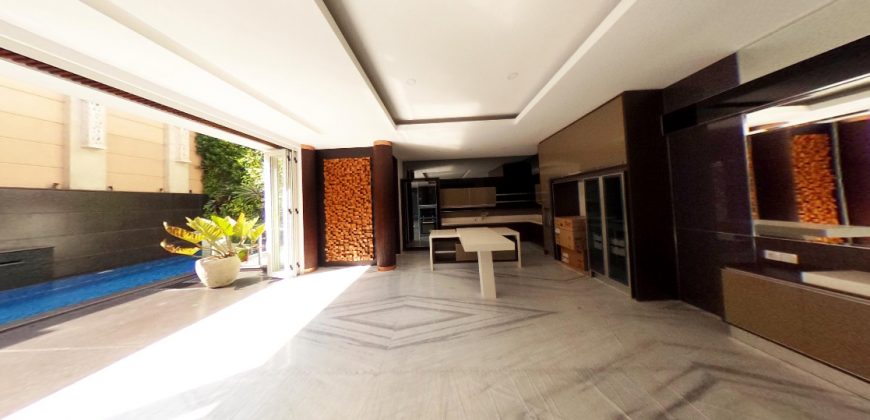 Dijual Rumah Baru Di Kelapa Gading (Artha Gading Villa)