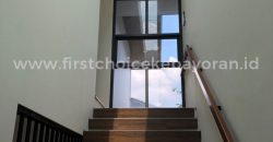 Disewakan Rumah Baru Di Kemang