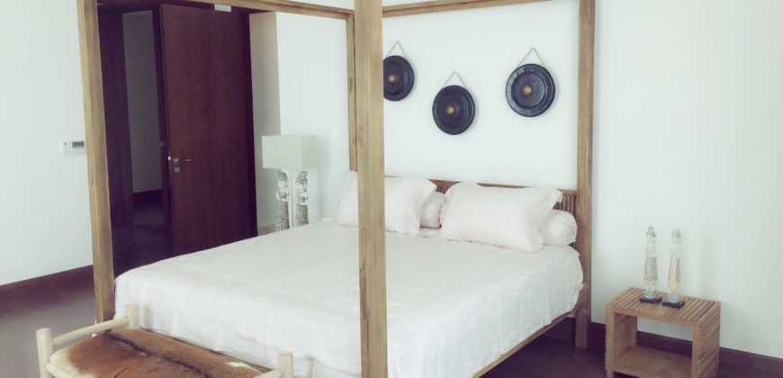 FOR RENT NICE 4 BEDS PAKUBUWONO SIGNATURE