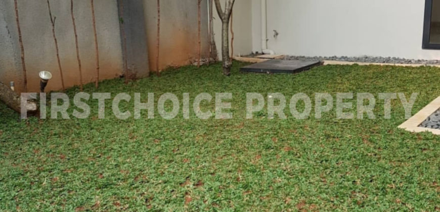 DIJUAL RUMAH MODERN DI AMPERA SWIMMING POOL