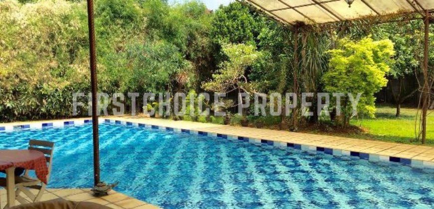 RUMAH KLASIK MEWAH DI LEBAK BULUS