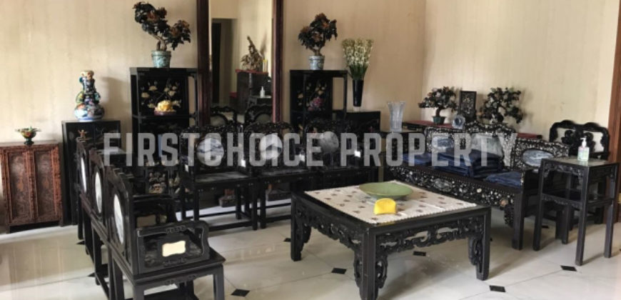 RUMAH KLASIK MEWAH DI LEBAK BULUS