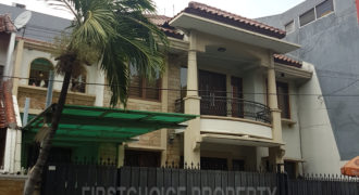Dijual Rumah Kelapa Gading Luas Tanah 199 m2 Lokasi Bagus