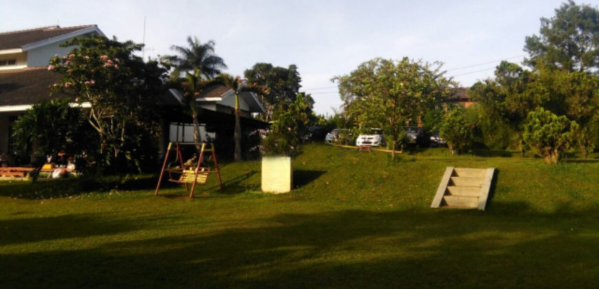 Dijual Villa di Cisarua Bogor