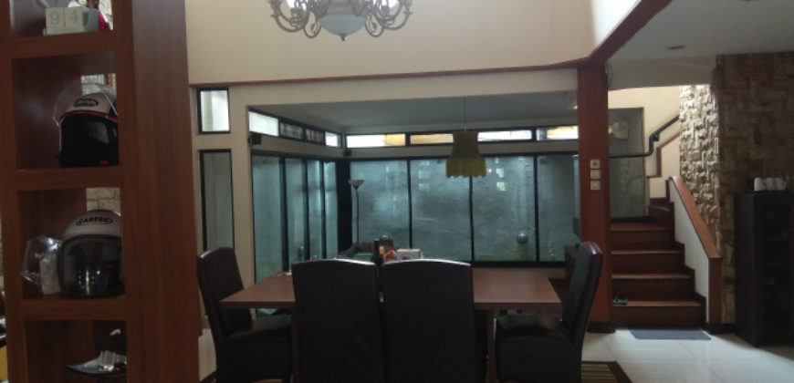 Dijual Rumah di kemang Jakarta Selatan