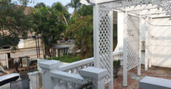 Disewakan Rumah di Menteng Semi Furnish ada Kolam Renang