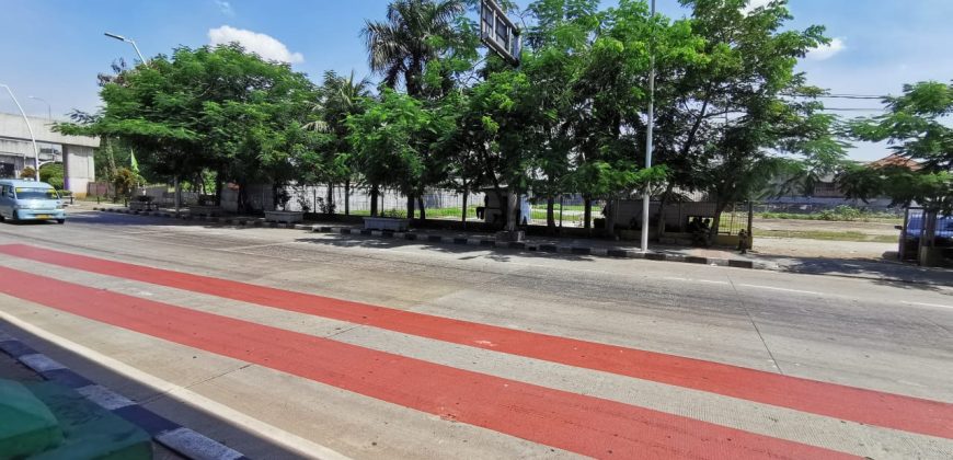 Tanah Pinggir Jalan Raya