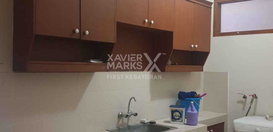 Rumah Modern Dalam Komplek