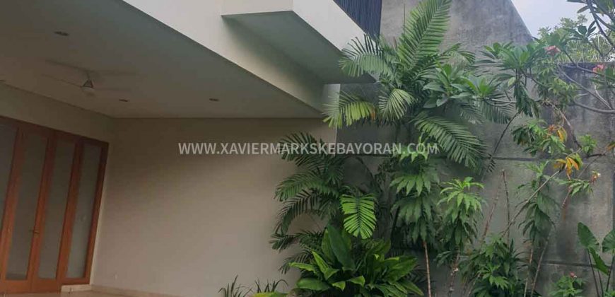 Rumah Bagus Baru Kemang Timur Semifurnish