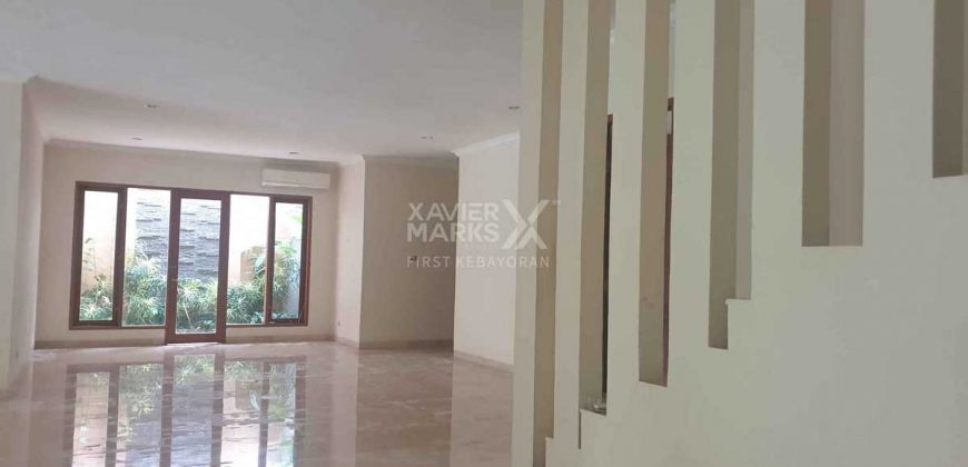 Rumah Modern Dalam Komplek