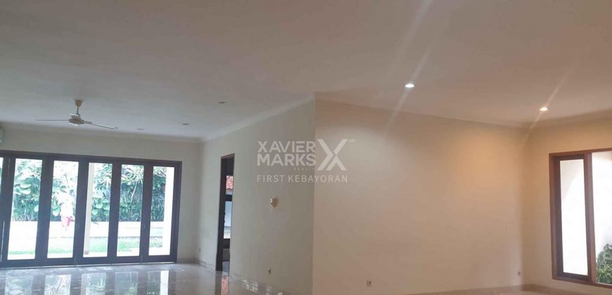 Rumah Modern Dalam Komplek