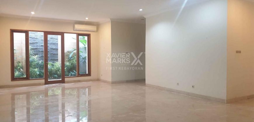 Rumah Modern Dalam Komplek