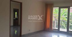 Rumah Modern Dalam Komplek