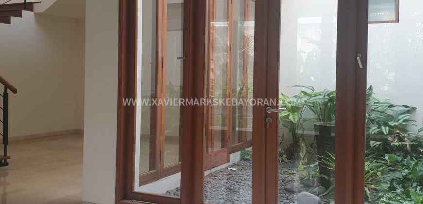 Rumah Bagus Baru Kemang Timur Semifurnish