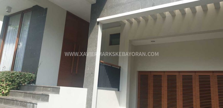 Rumah Bagus Baru Kemang Timur Semifurnish
