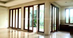 Rumah Bagus Baru Kemang Timur Semifurnish