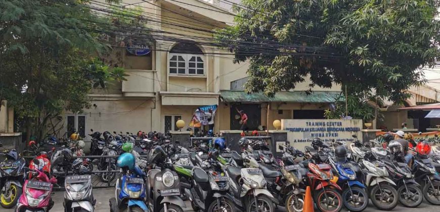 Wisma/Kantor di Kebon Kacang Raya