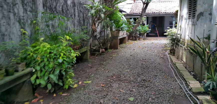 Tanah dan Rumah Tua Senen, Jakarta Pusat
