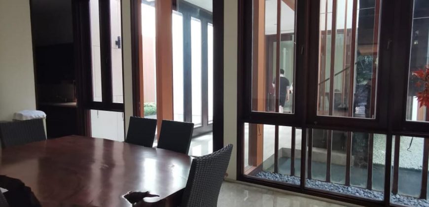 Rumah Podok Indah Semi Furnished