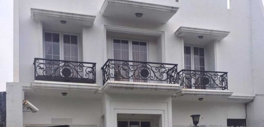 Taman Kedoya Baru Jakarta Barat