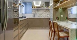Golf Lake Residence Cengakreng