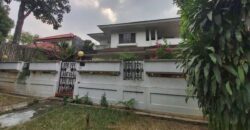 Rumah Besar di Kebayoran Baru Posisi di Hook