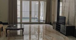 Dijual rumah modern Classic di Pejaten