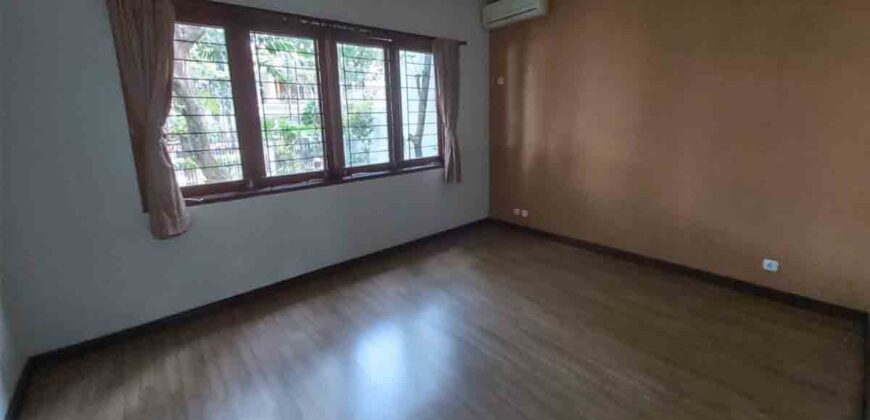 Rumah disewa di Wijaya Kebayoran Baru Jakarta Selatan