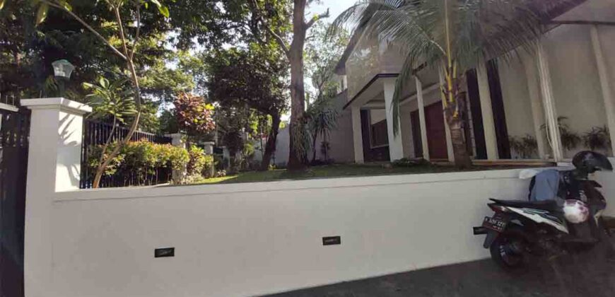 Rumah disewa di Wijaya Kebayoran Baru Jakarta Selatan