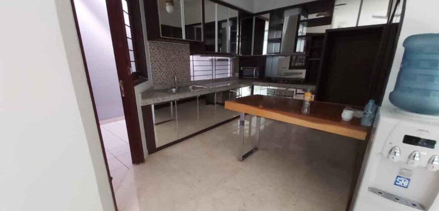 Rumah disewa di Wijaya Kebayoran Baru Jakarta Selatan