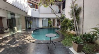 Rumah disewa di Wijaya Kebayoran Baru Jakarta Selatan
