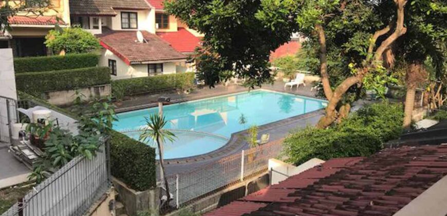 Townhouse Taman Botanik Jagakarsa