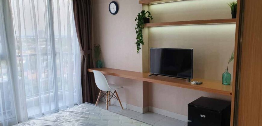 Apartemen Casa De Parco Tower Orchidea Lantai 10