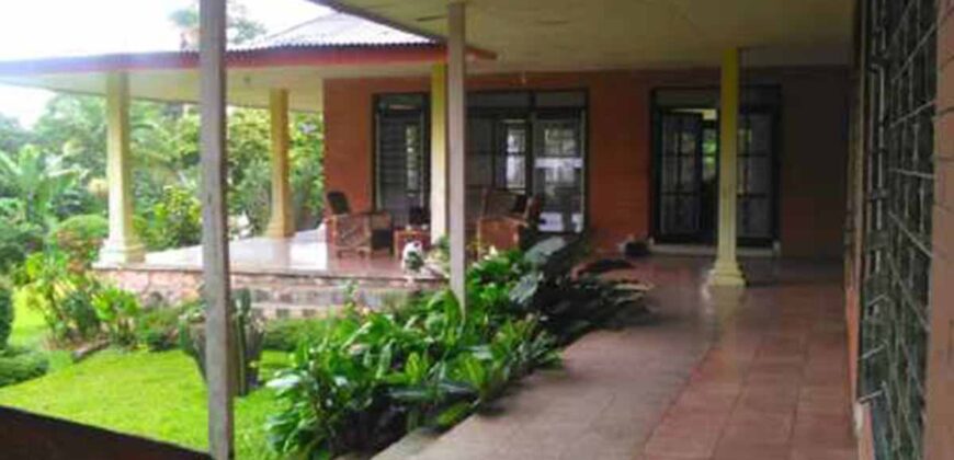 Villa Cisarua Puncak Bogor