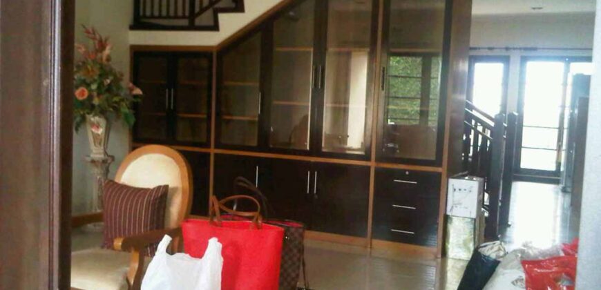 Townhouse Taman Botanik Jagakarsa