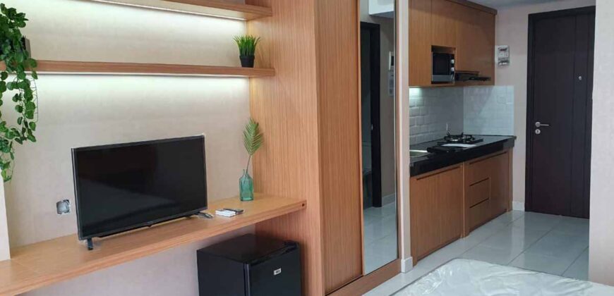 Apartemen Casa De Parco Tower Orchidea Lantai 10