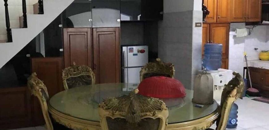 Dijual Rumah di Kebon Baru Tebet