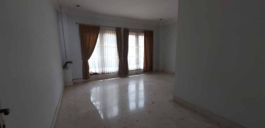 Rumah Mewah di Kuningan Harga Nego