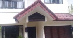 Townhouse Taman Botanik Jagakarsa