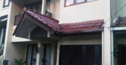 Townhouse Taman Botanik Jagakarsa