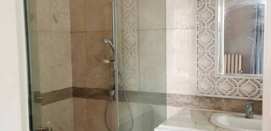 Dijual rumah modern Classic di Pejaten