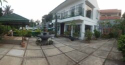 Dijual Rumah berikut isinya