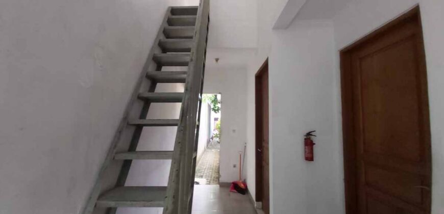 Disewakan Rumah di Kemang ada Kolam Renang