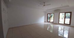 Disewakan Rumah di Kemang ada Kolam Renang