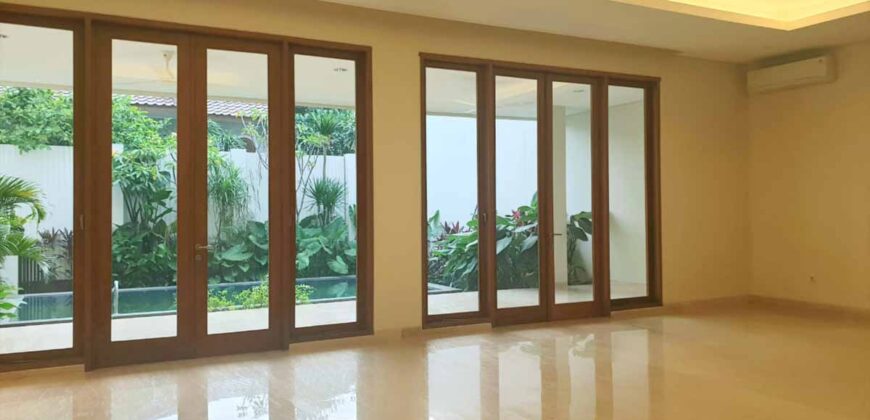 Modern and Brandnew House Kemang jakarta