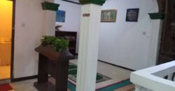 Rumah Bagus di Pinggir Jalan Raya